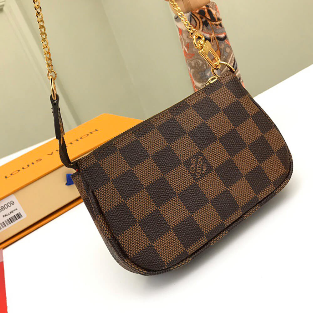 LV Mini Pochette Accessoires