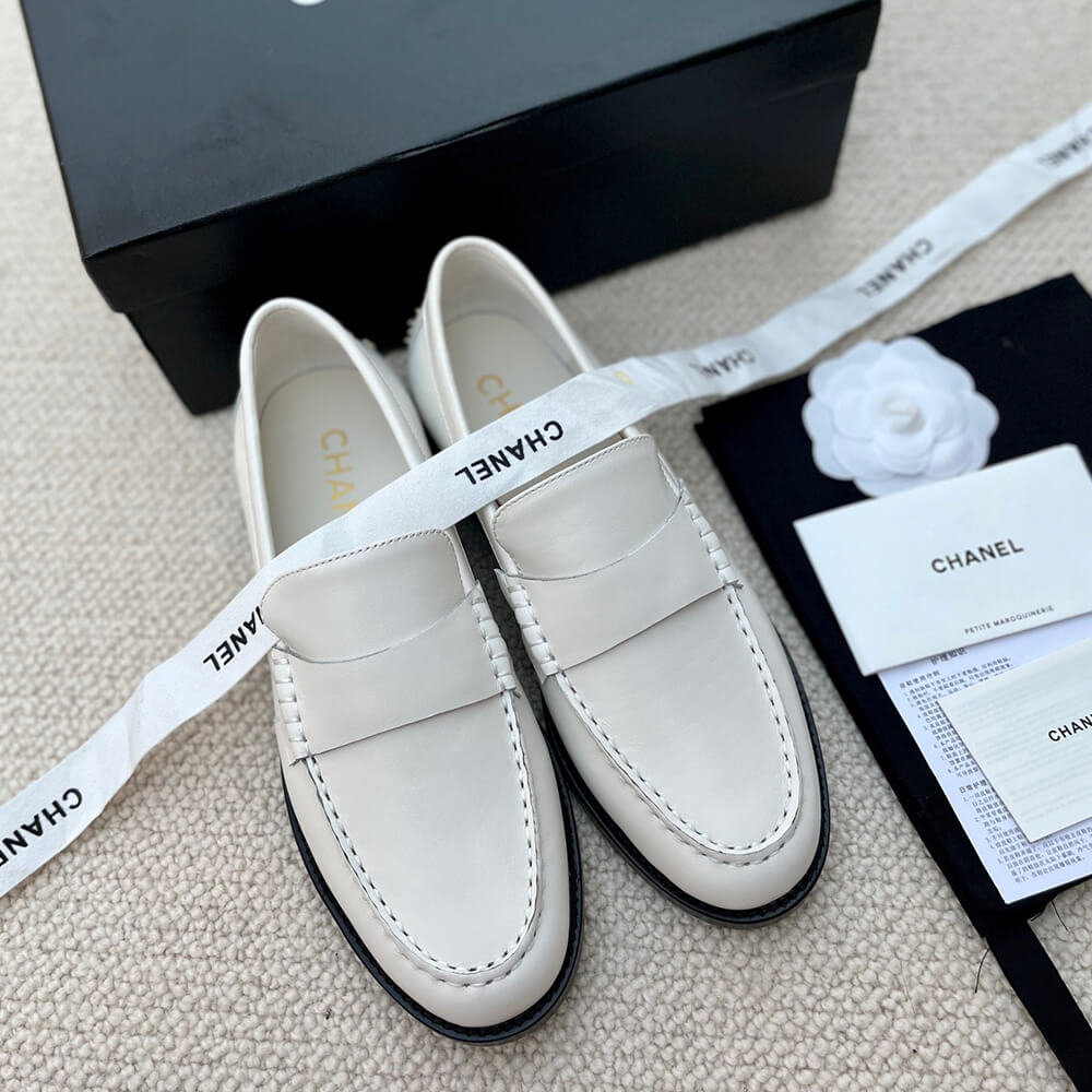Ch*el loafer