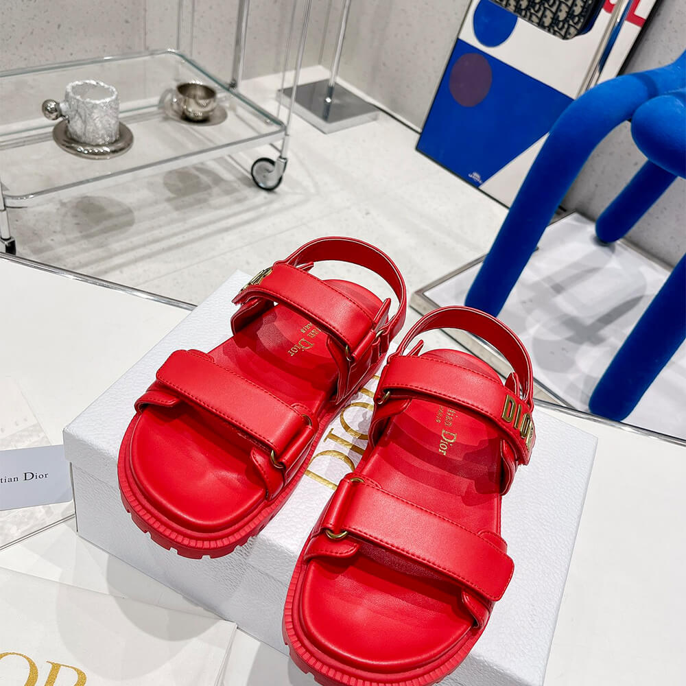 D*oract sandal