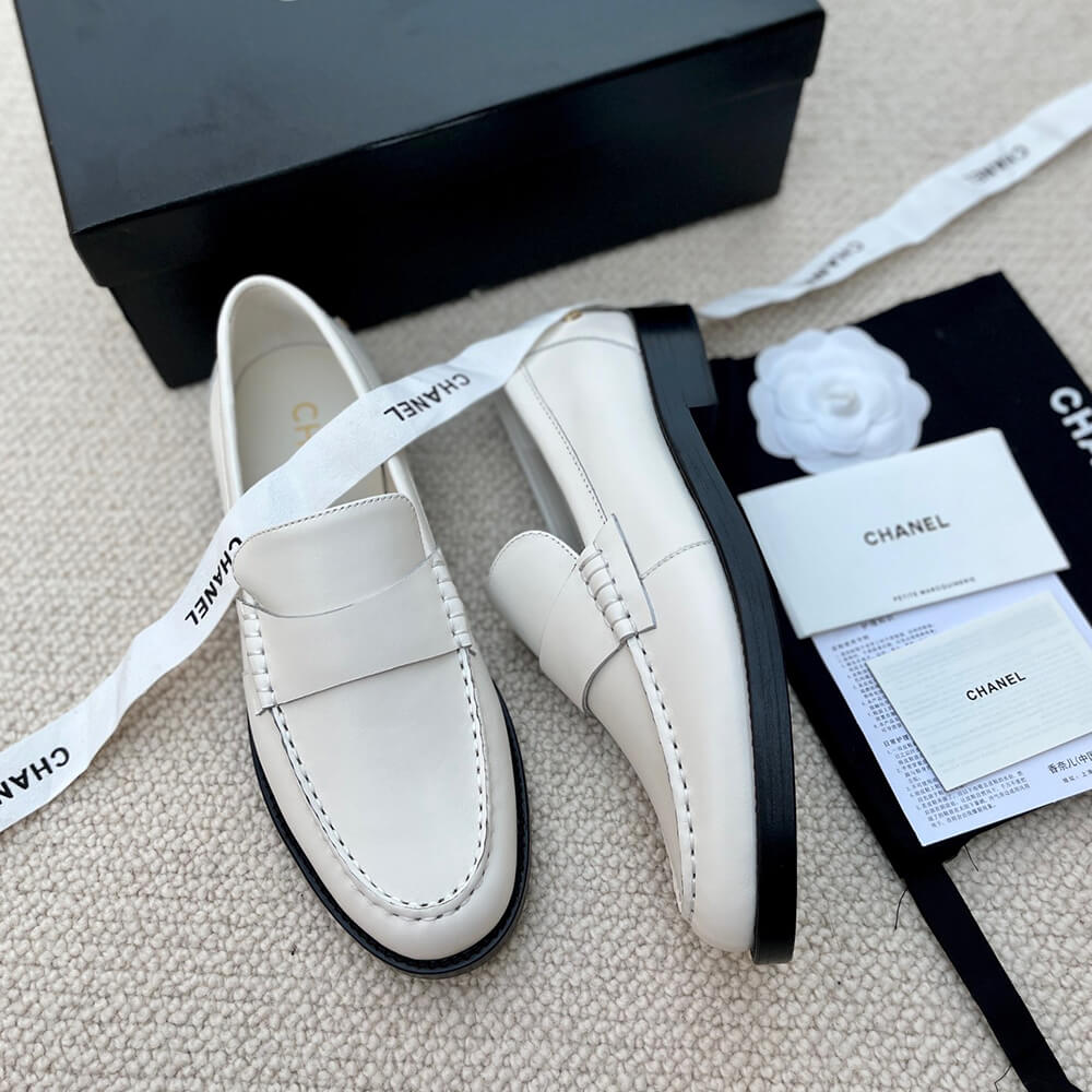 Ch*el loafer