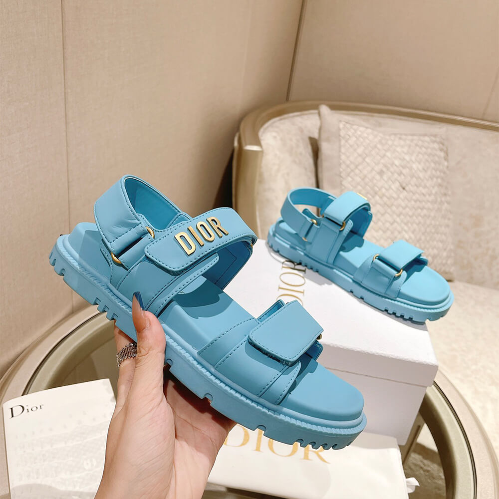 D*oract sandal