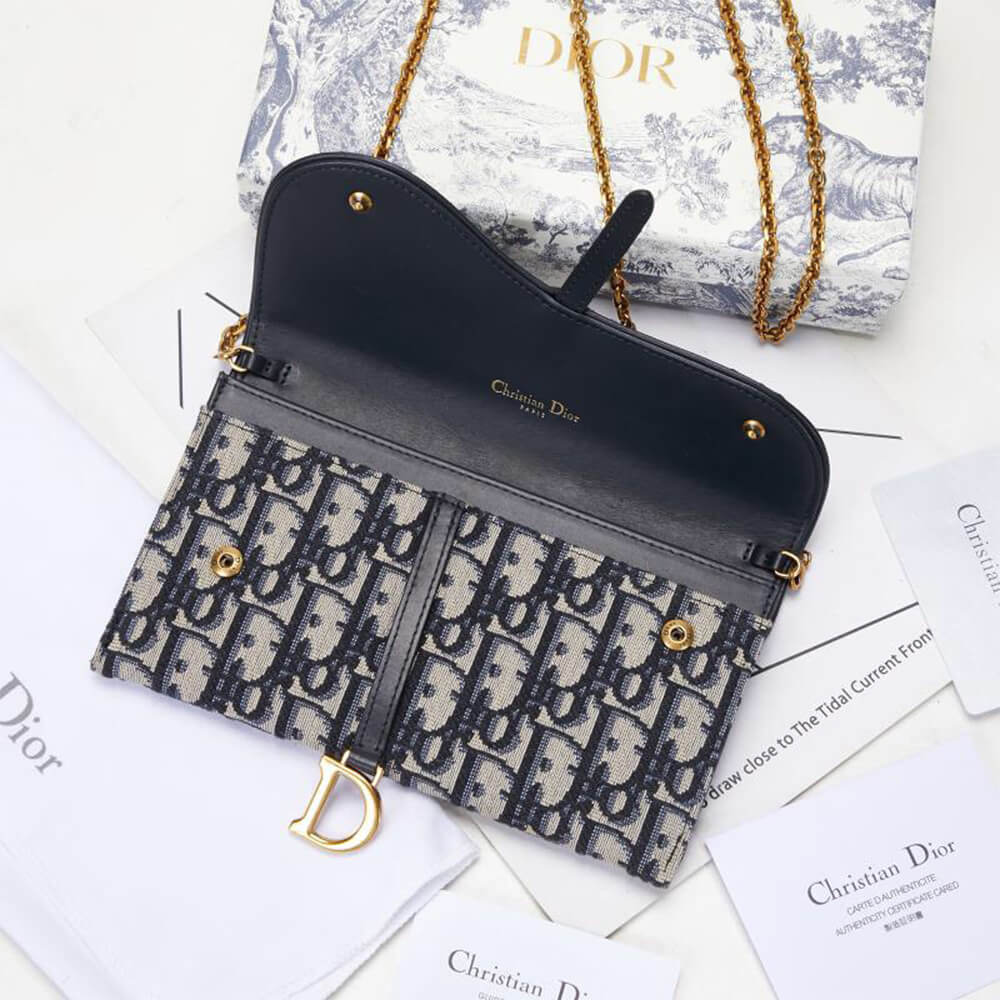 D*or long saddle wallet with chain