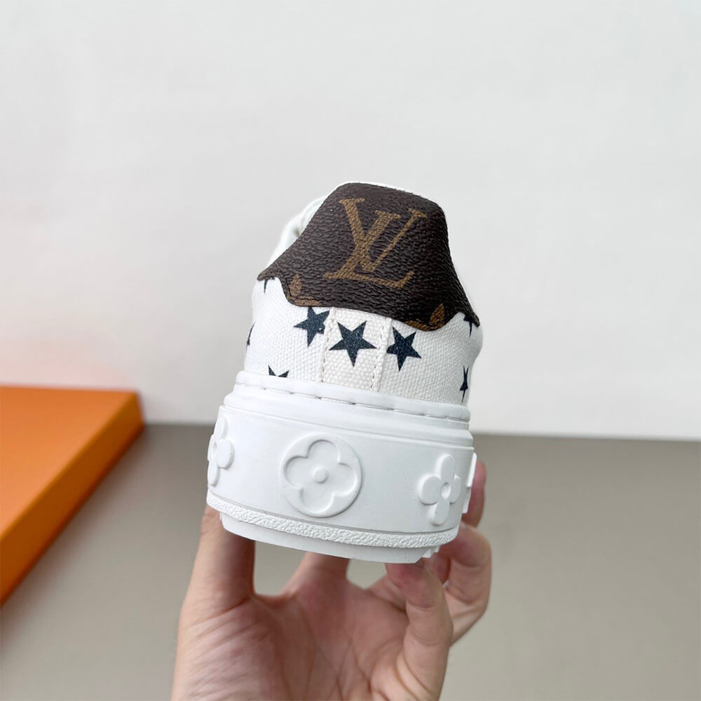 TIME OUT SNEAKER