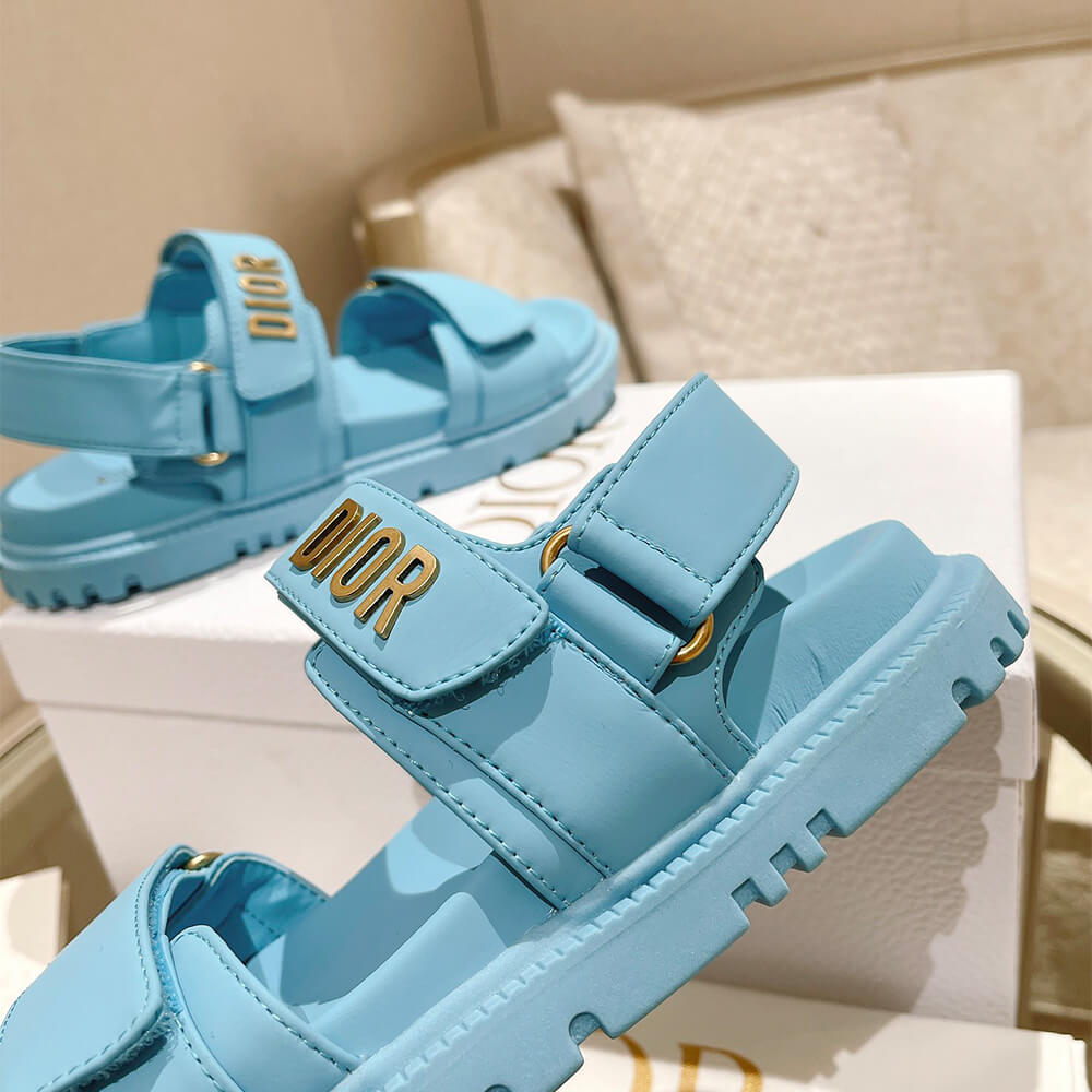 D*oract sandal