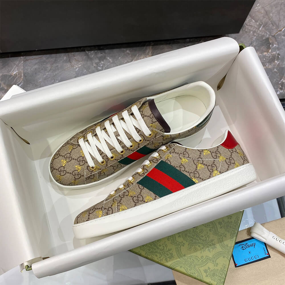 ace gg S*p*e sneaker with bees