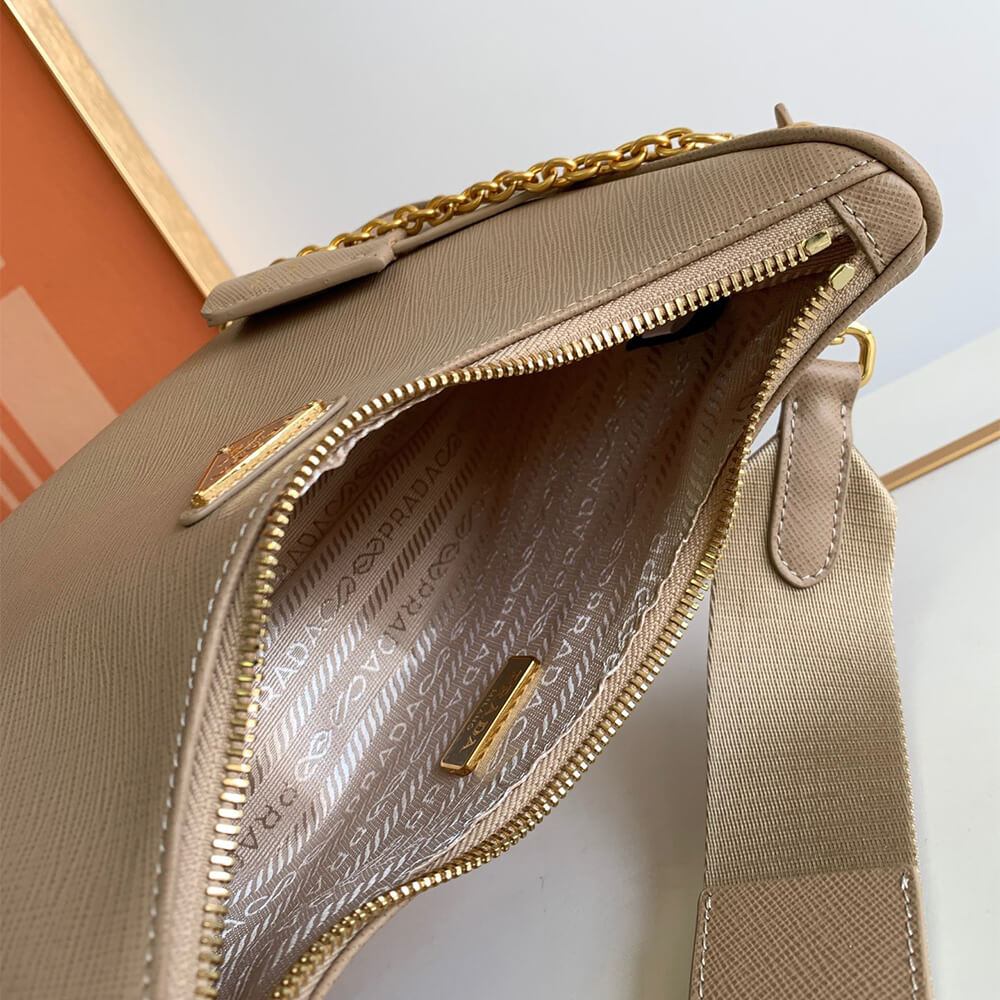 Pra*a re-edition 2005 saffiano leather bag