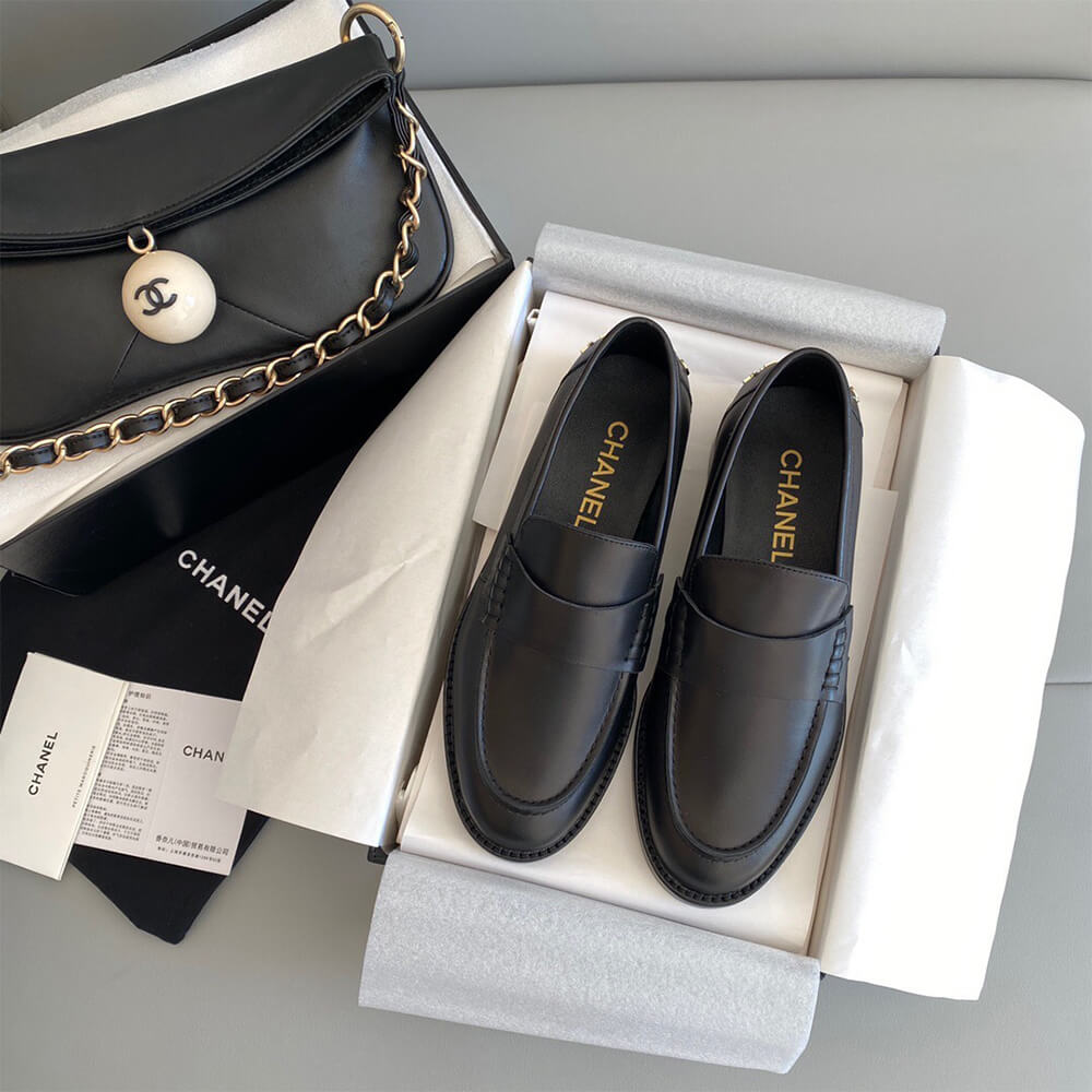 Ch*el loafer