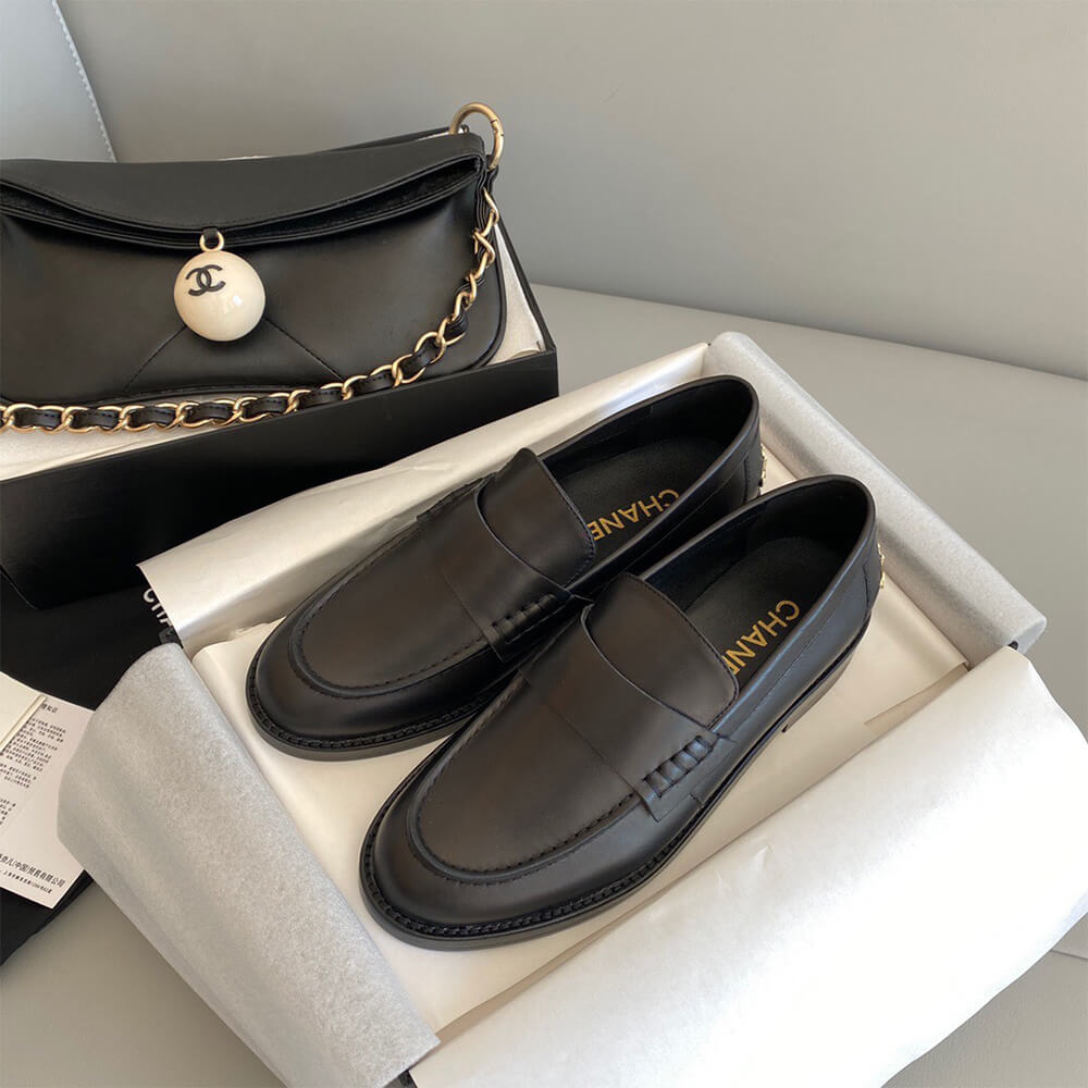 Ch*el loafer