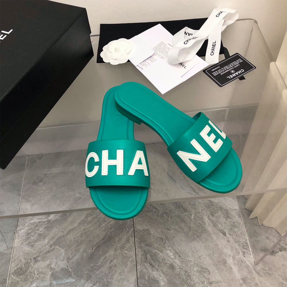 Ch*el ivory slides