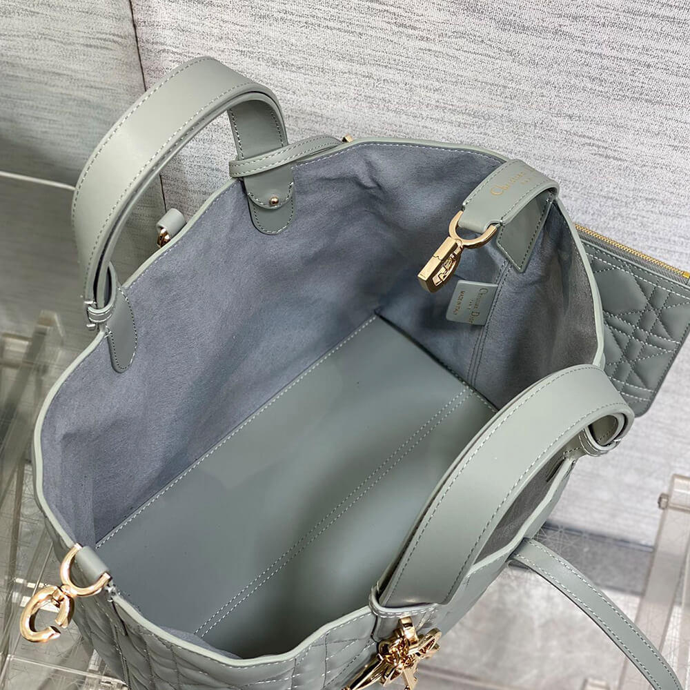 medium D*or toujours bag