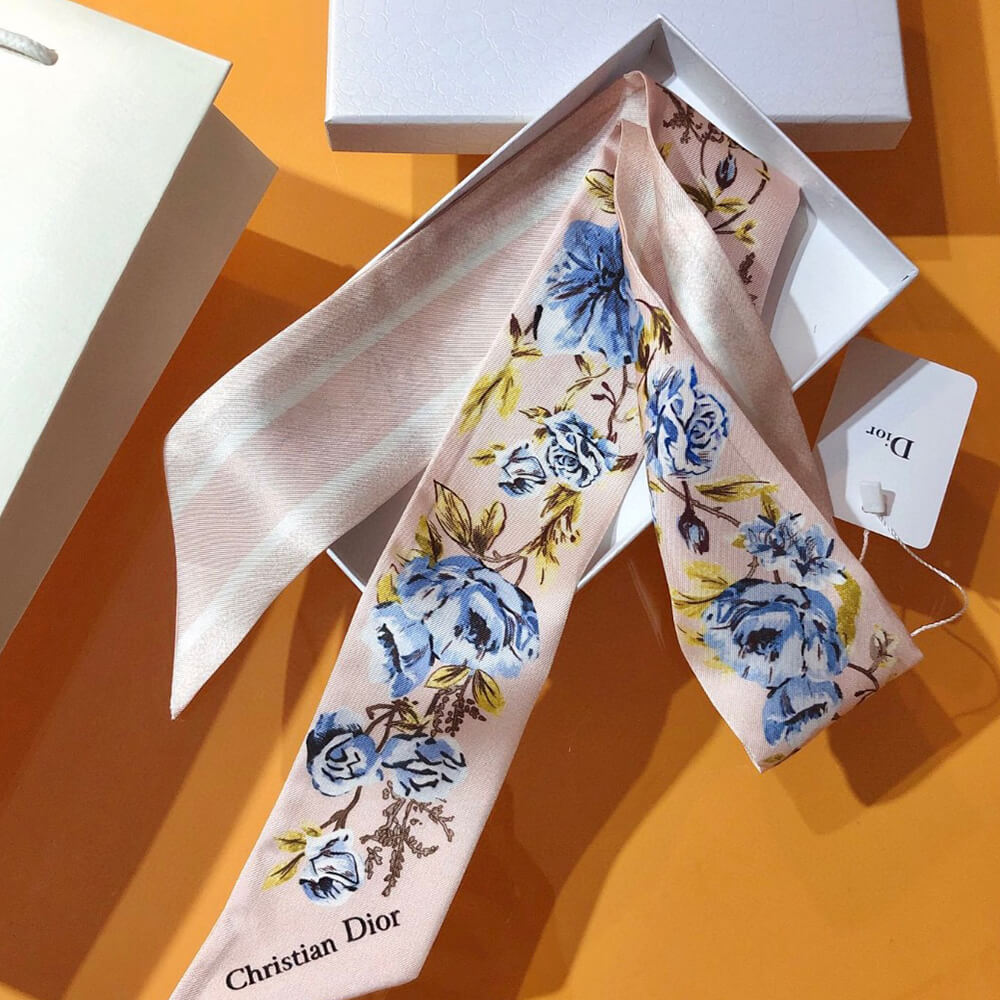 D*or d-floral mitzah scarf