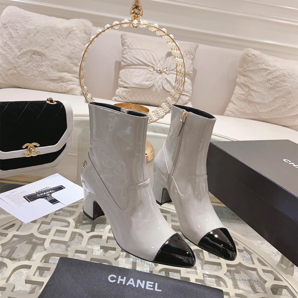 Ch*el short boots