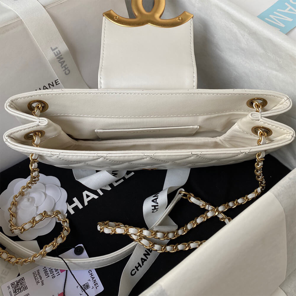 Ch*el baguette bag