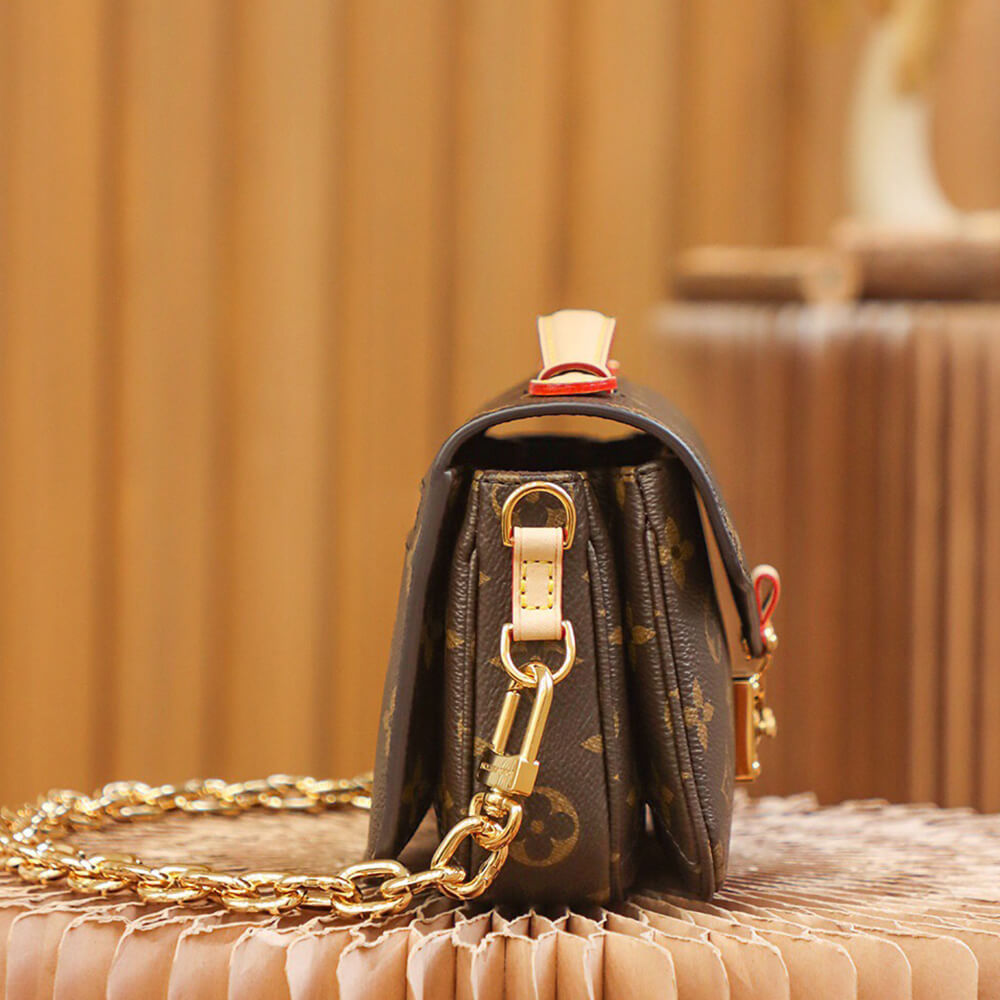 LV POCHETTE METIS EAST WEST(HIGH-END GRADE)