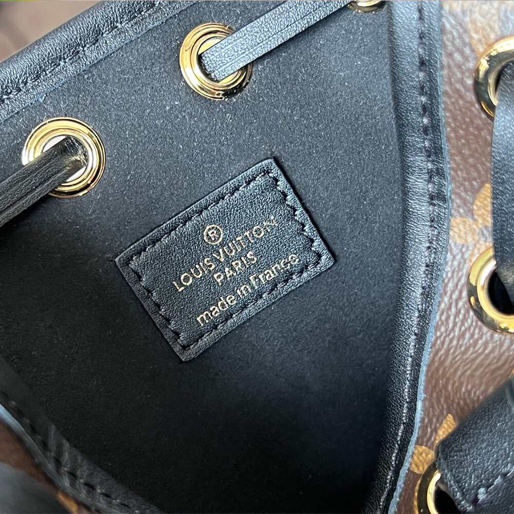 LV Canoe