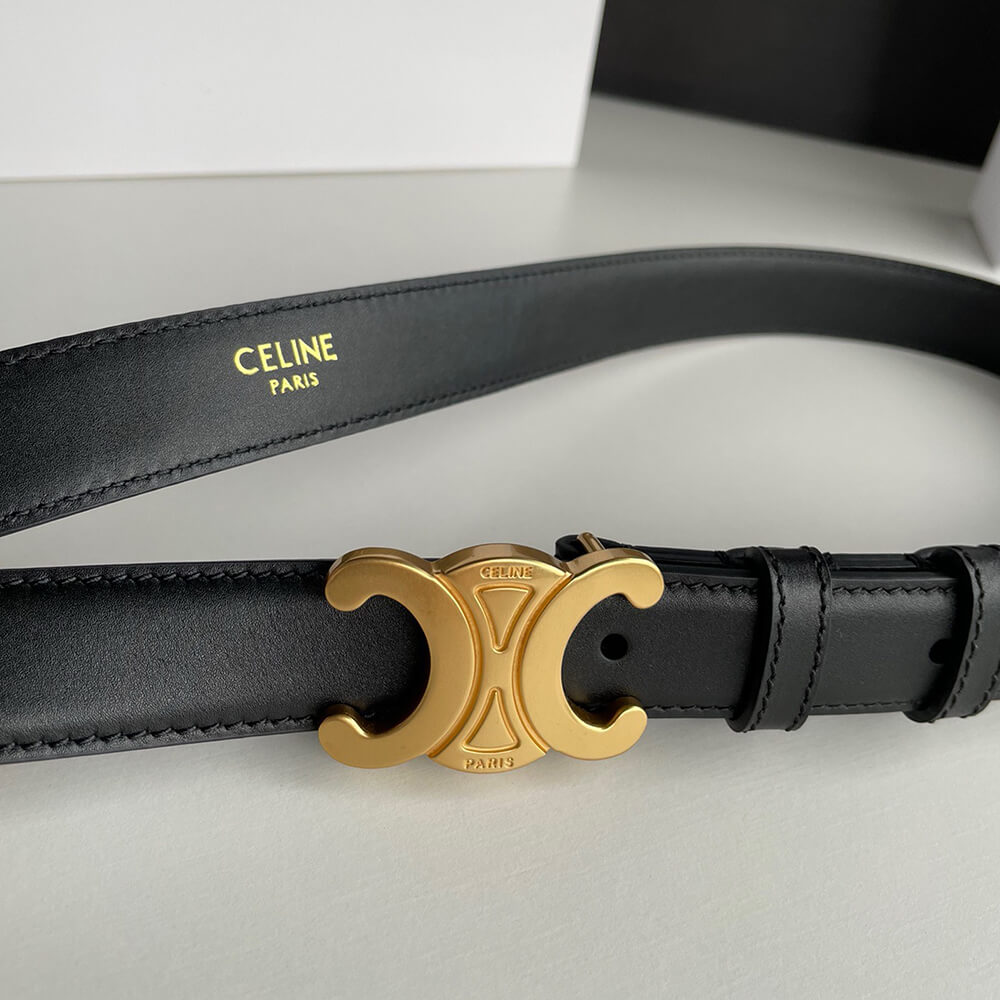 MEDIUM TRIOMPHE BELT IN TAURILLON LEATHER