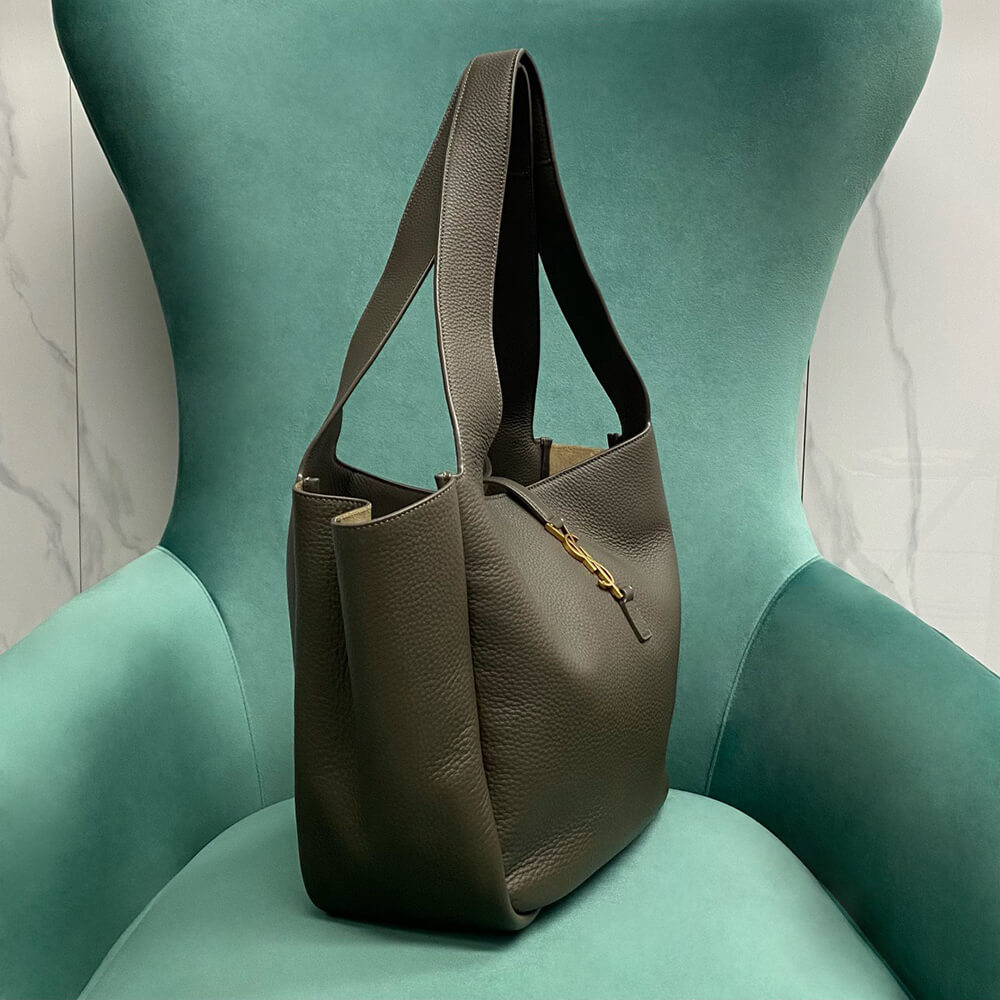 LE 5 A 7 BEA IN GRAINED LEATHER