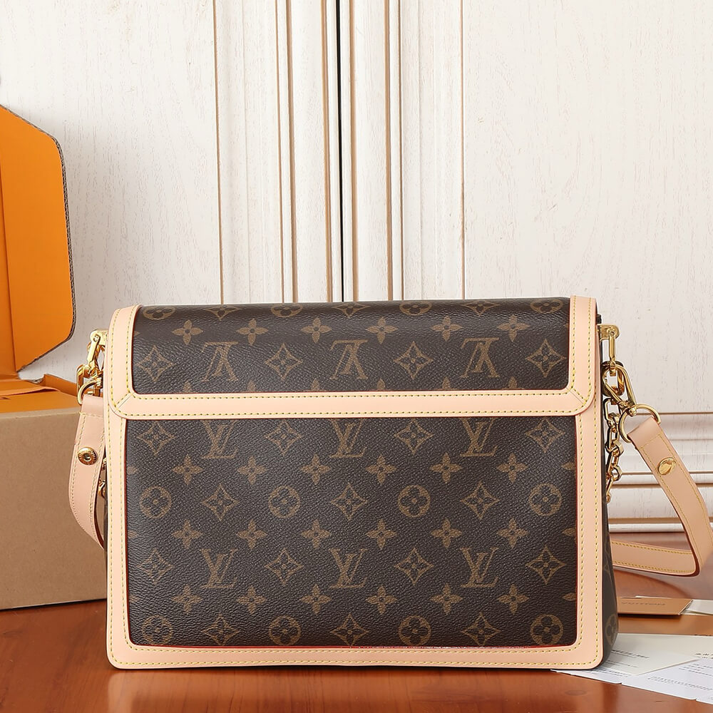 LV Dauphine Soft GM