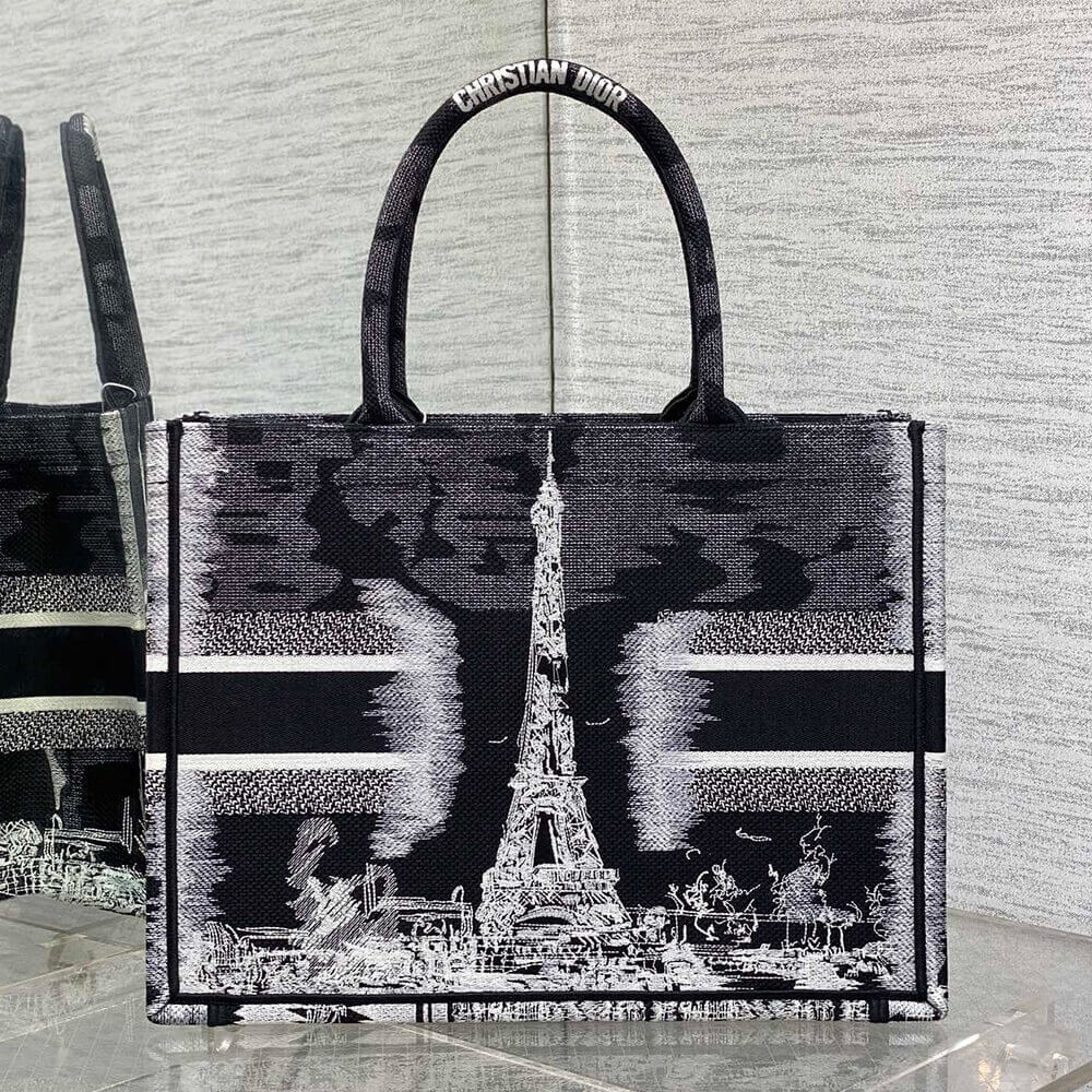 medium D*or book tote