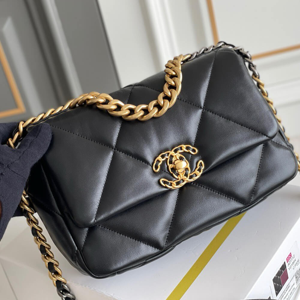 Ch*el 19 small handbag(tax-free grade)