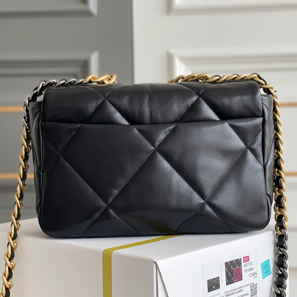 Ch*el 19 small handbag(tax-free grade)