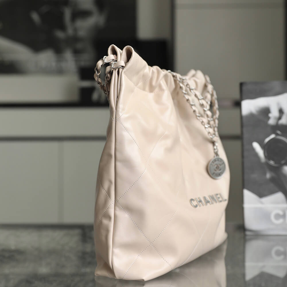 Ch*el 22 handbag(high-end grade)