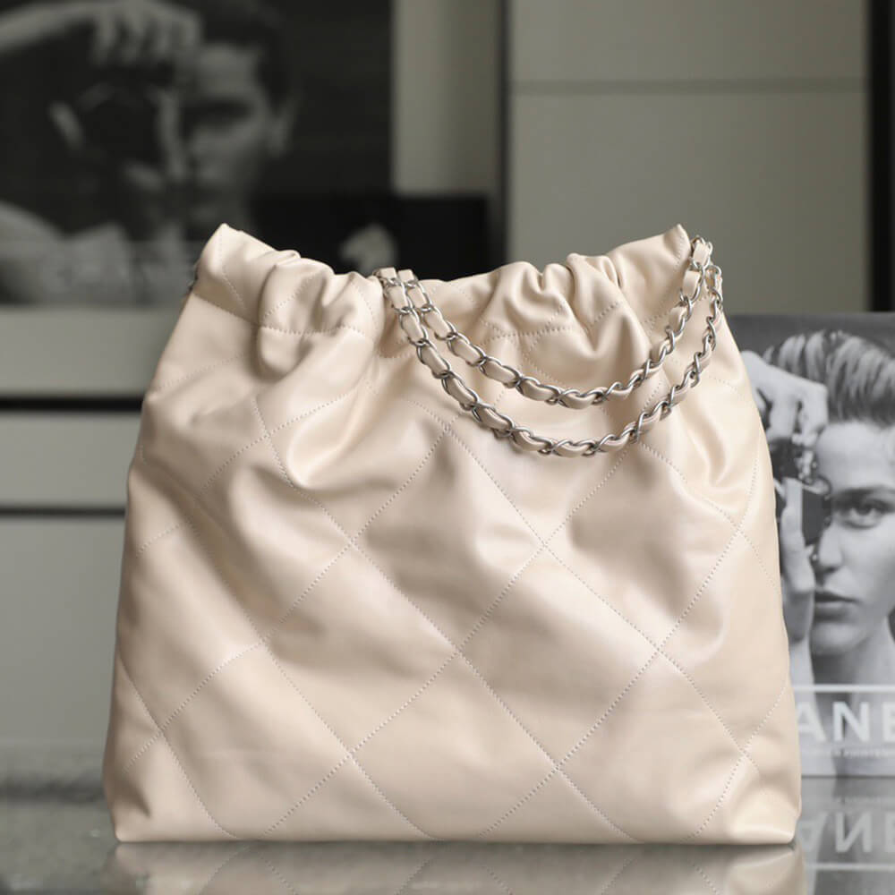 Ch*el 22 handbag(high-end grade)