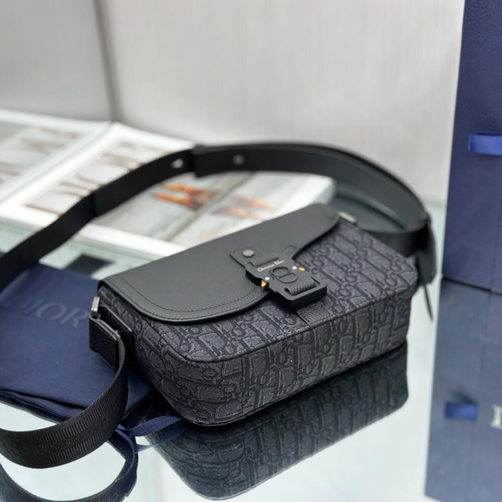 D*or small saddle messenger bag with flap(high-end grade)