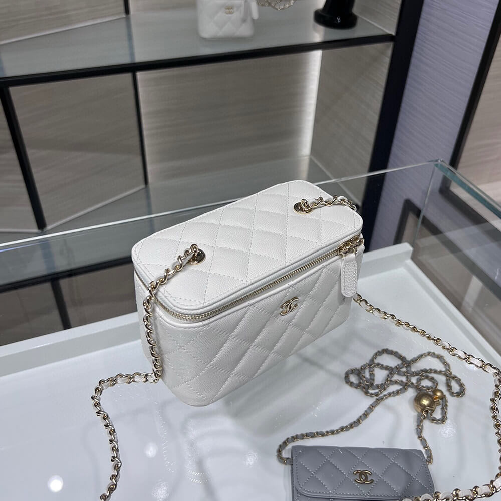 Ch*el vanity with chain(high-end grade)
