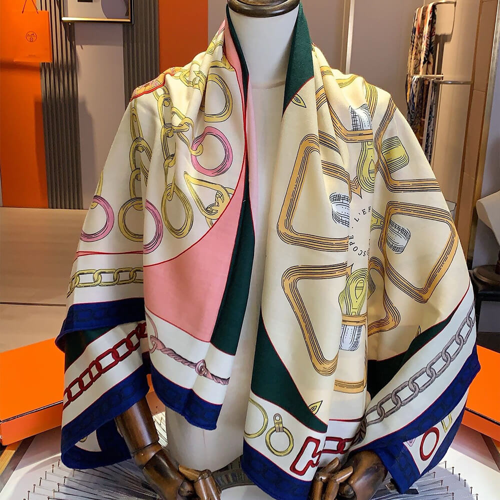 H**mes shawl
