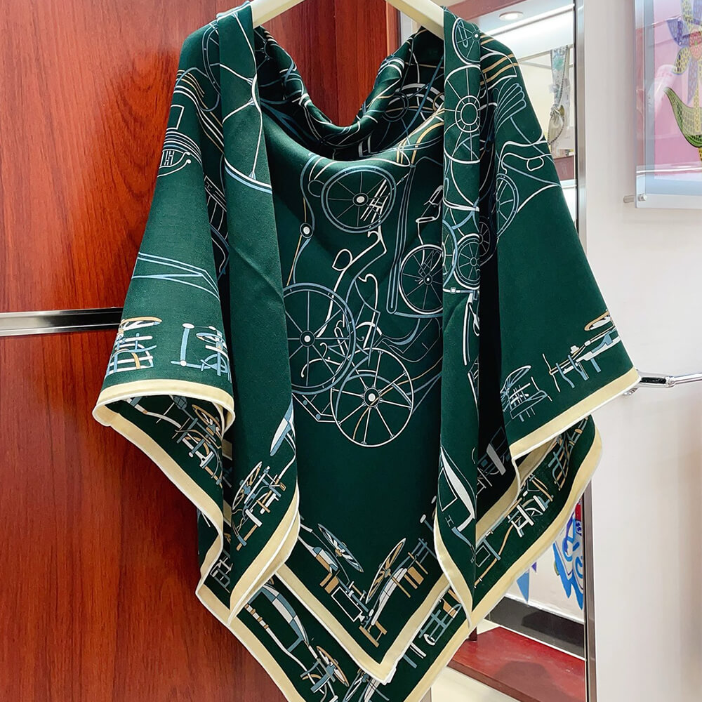 H**mes shawl