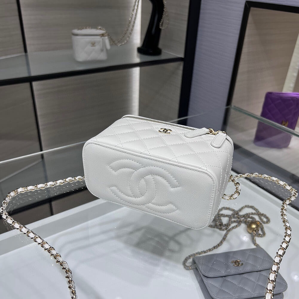 Ch*el vanity with chain(high-end grade)