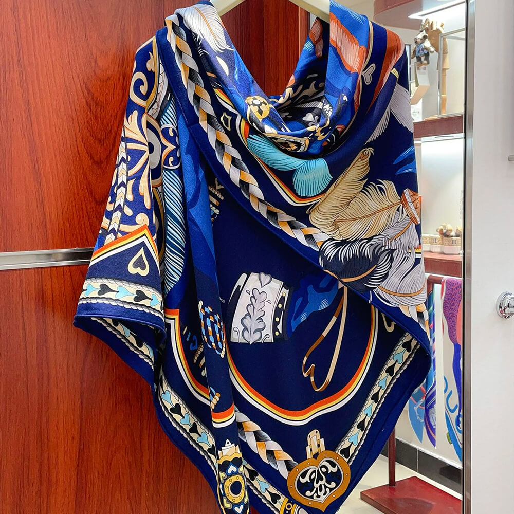 H**mes shawl
