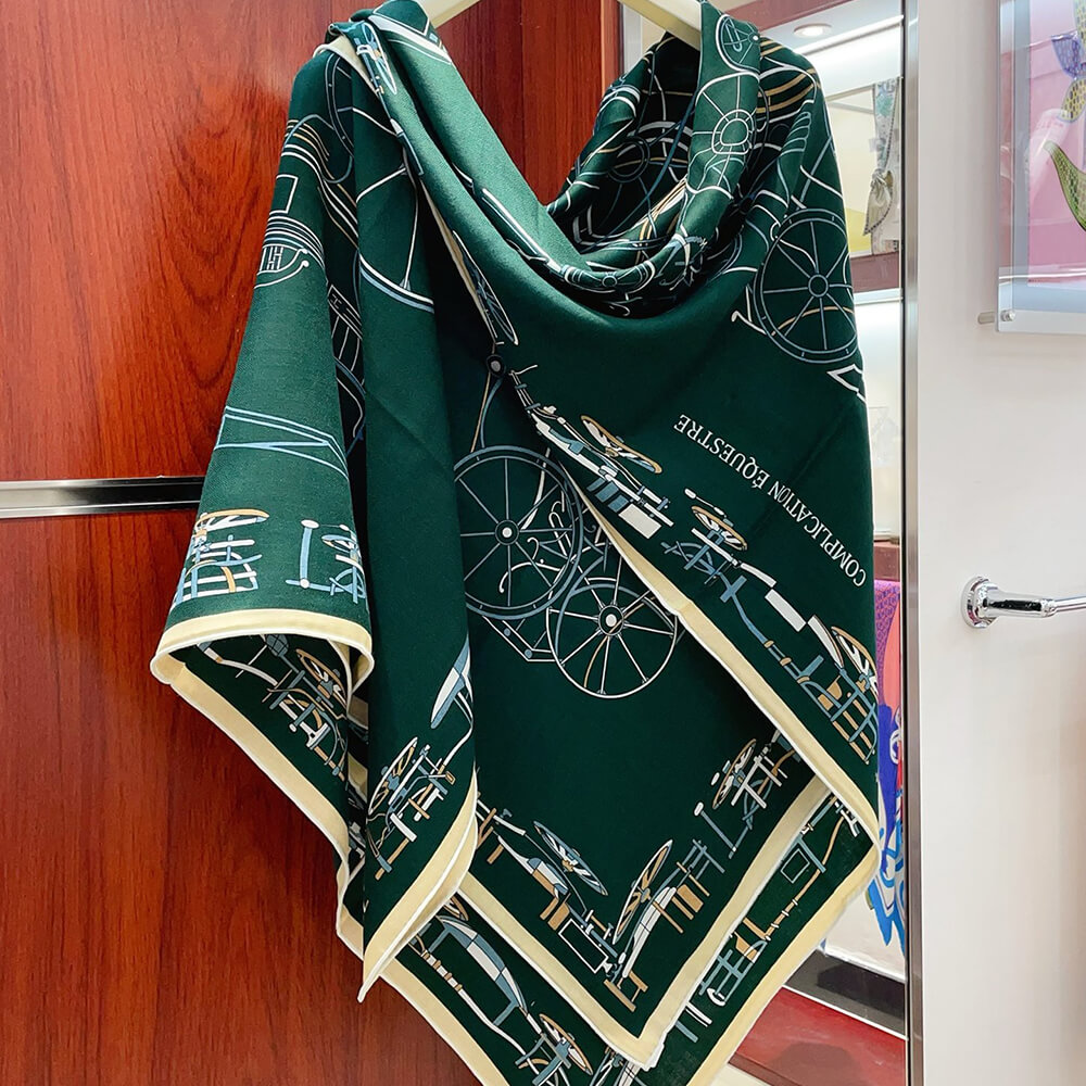 H**mes shawl