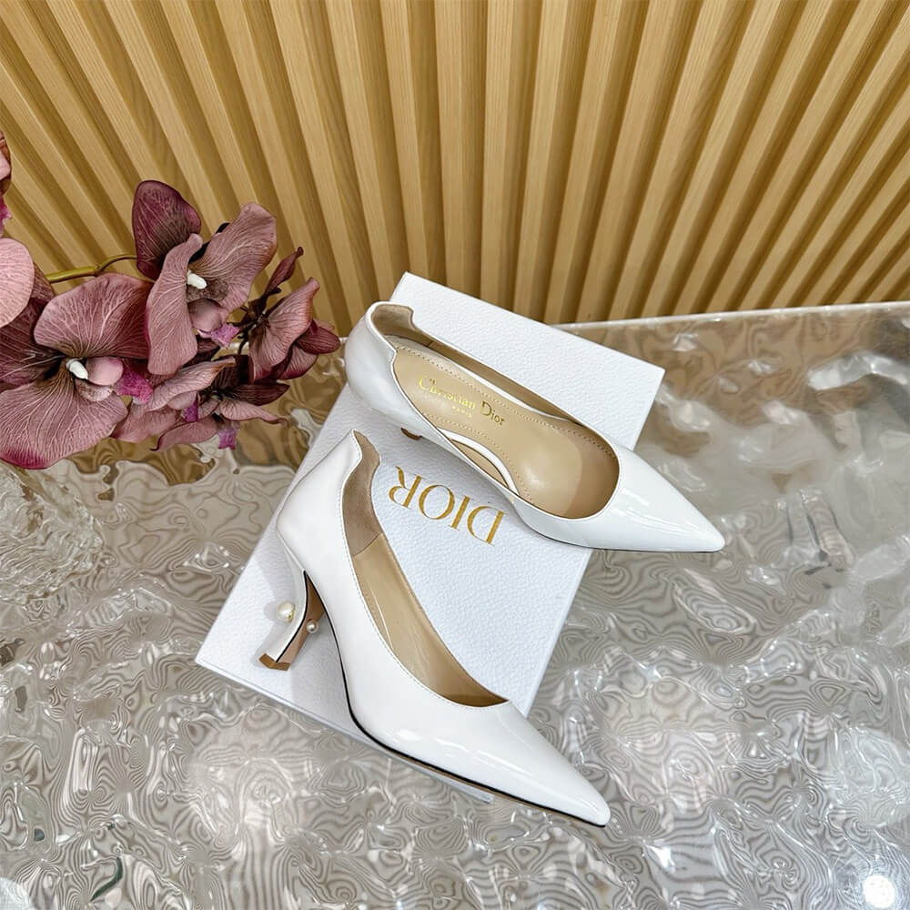 D*or pump heel