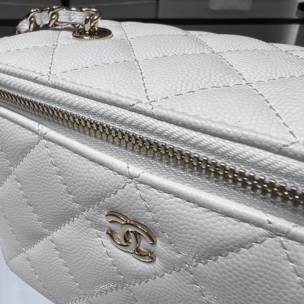 Ch*el vanity with chain(high-end grade)