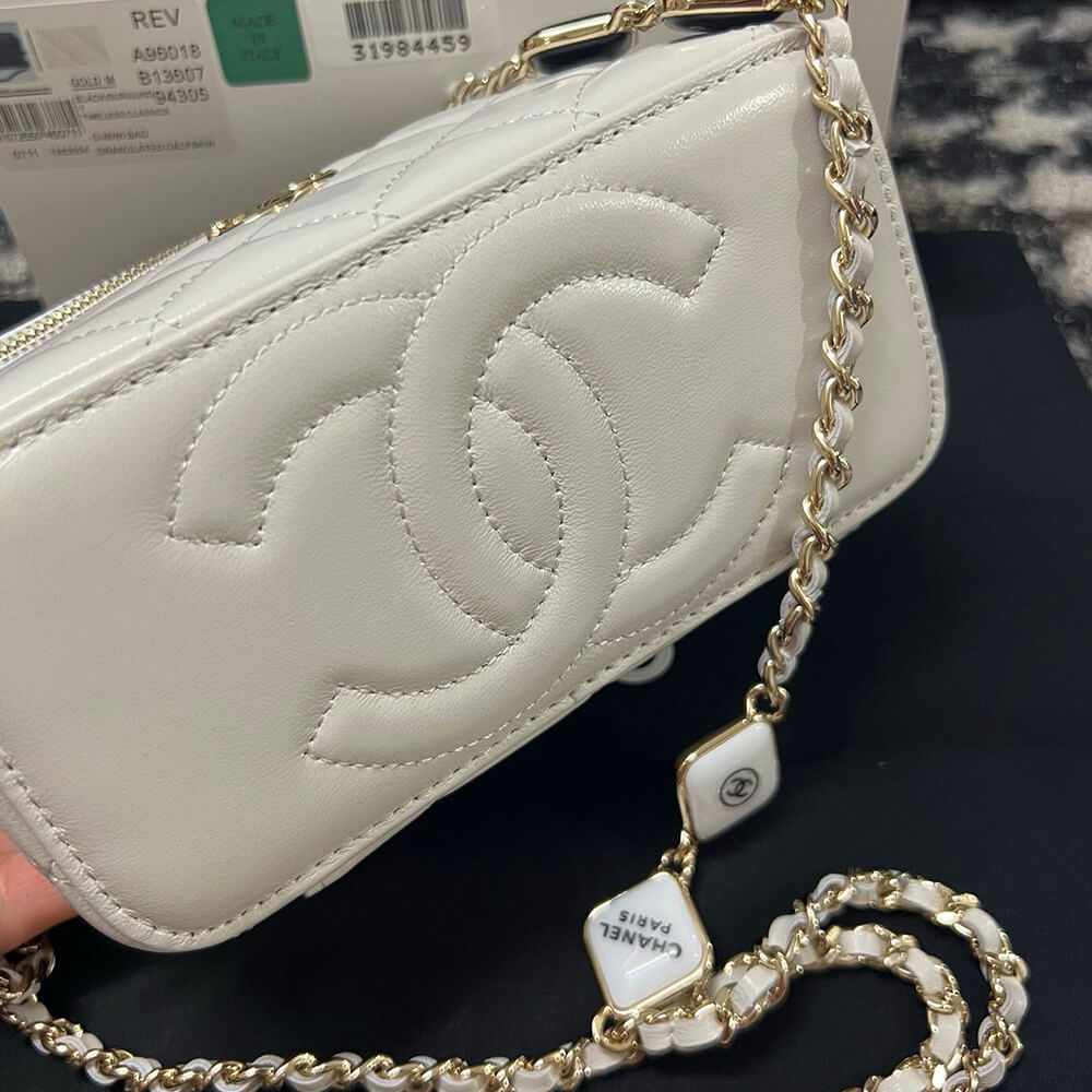 Ch*el vanity with chain(high-end grade)