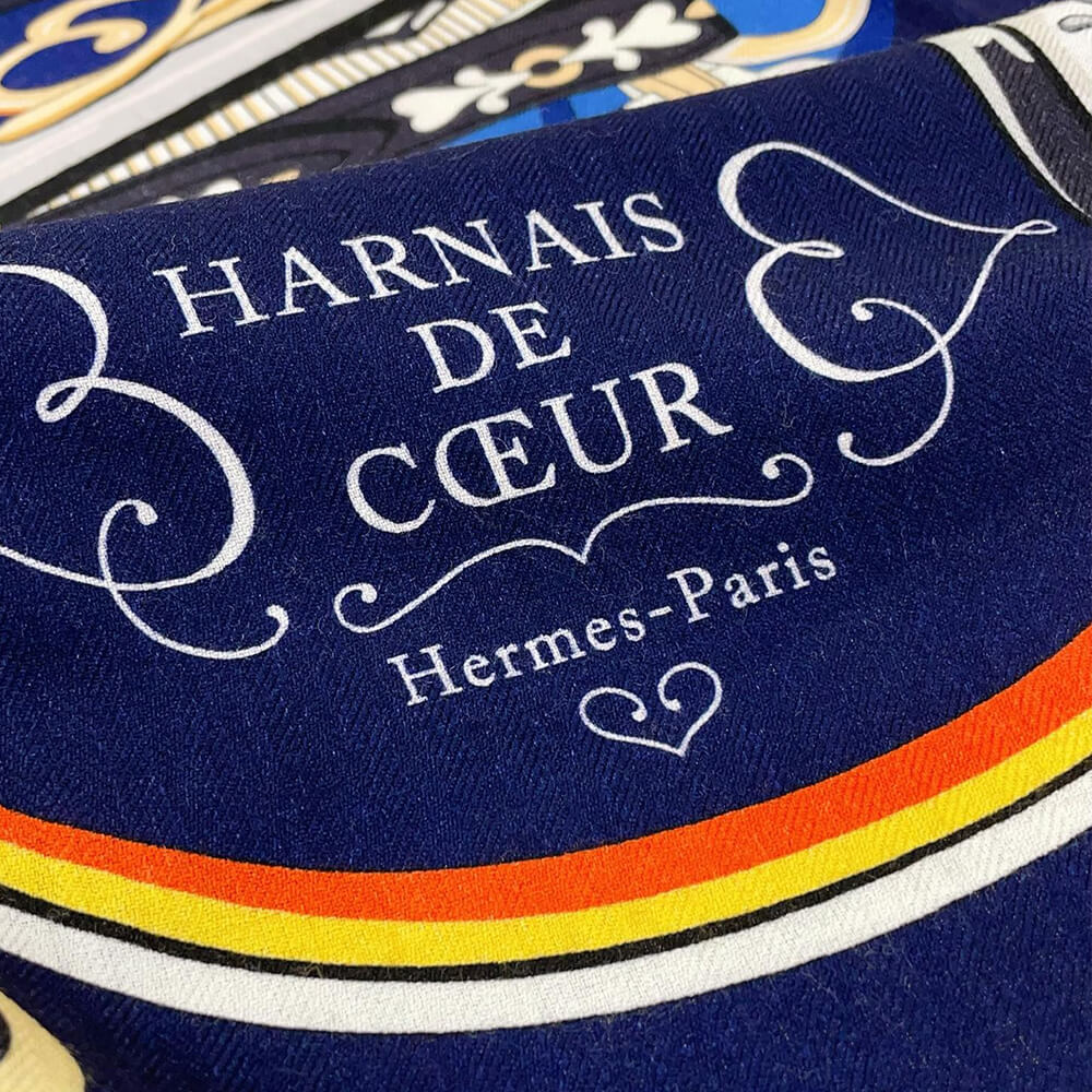 H**mes shawl