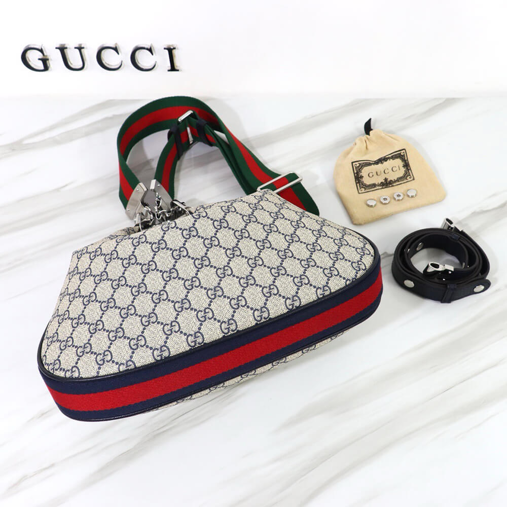 G*u*i attache large shoulder bag