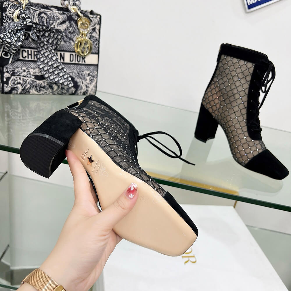 D*or naughtily-d heeled ankle boot