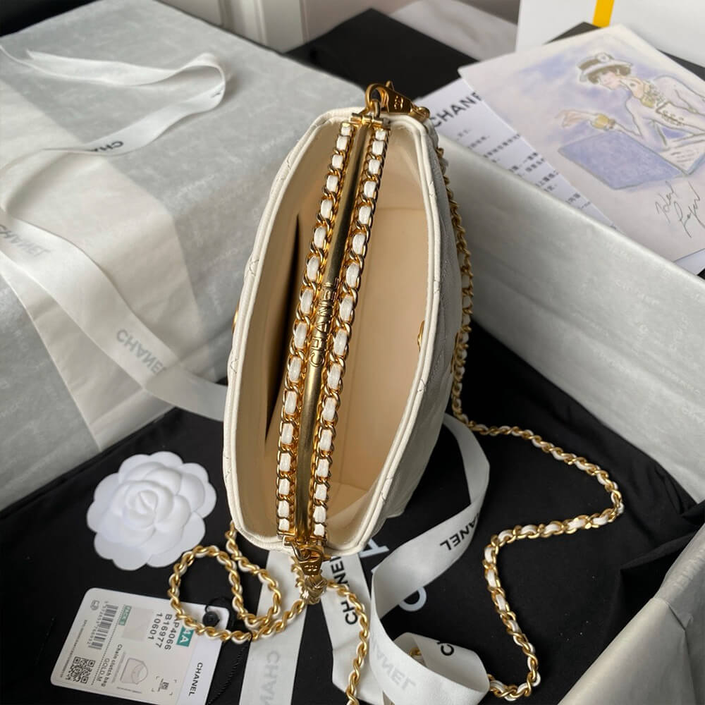 Ch*el clutch with chain