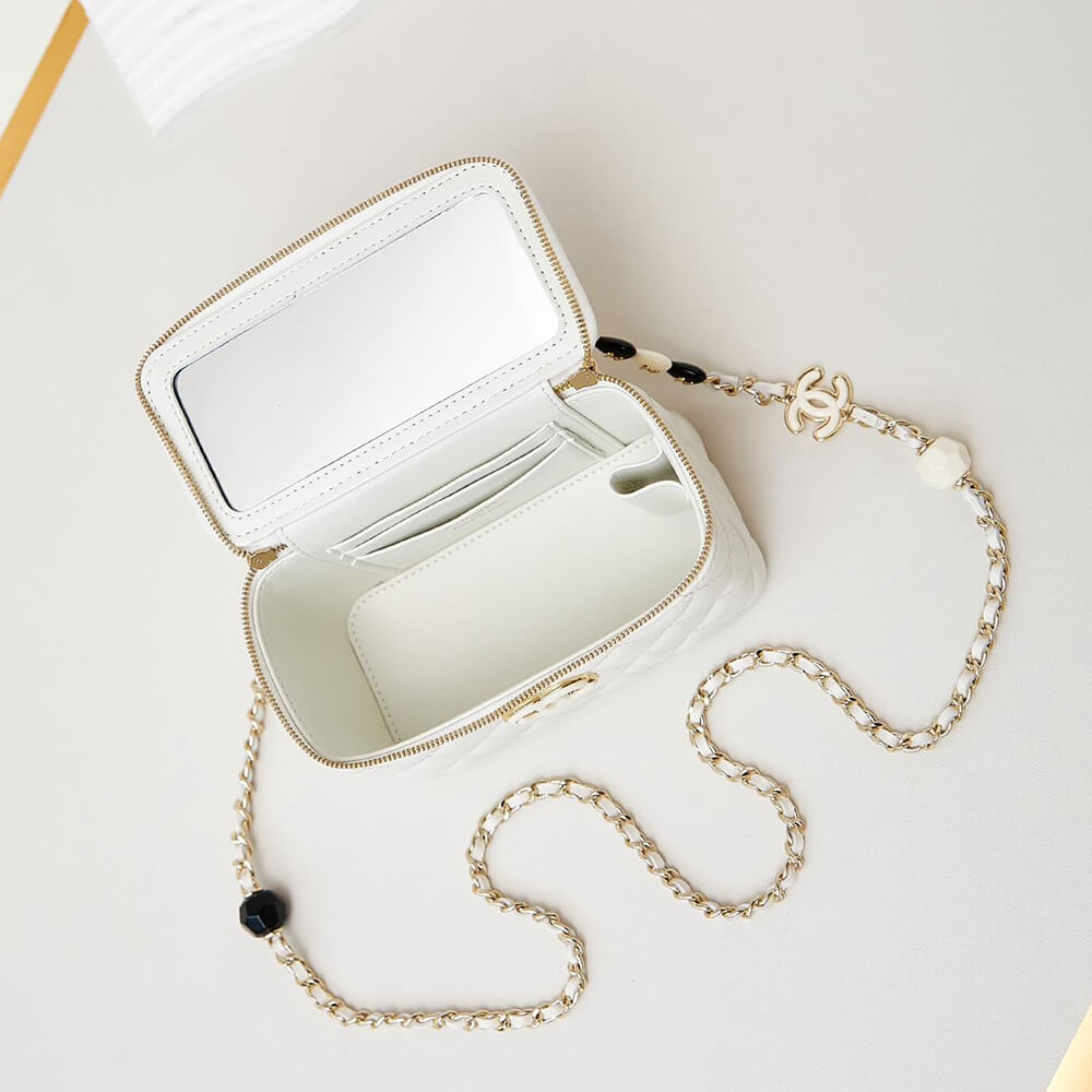 Ch*el vanity with chain(high-end grade)