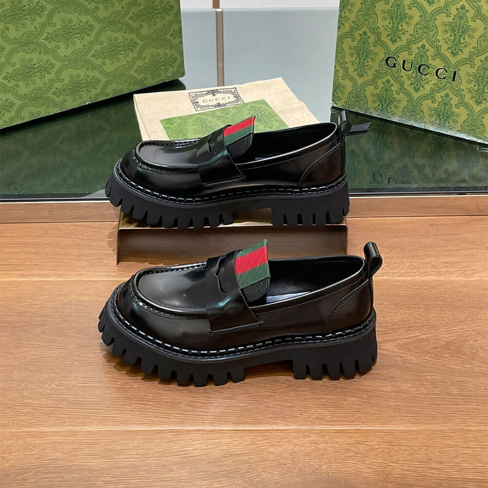 G*u*i women’s loafer with web