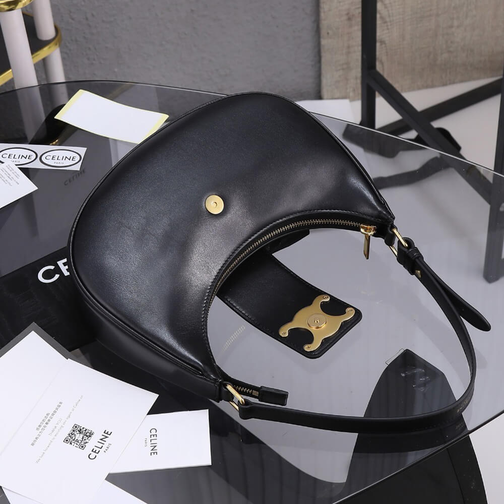 Ce**e medium ava triomphe bag in smooth calfskin