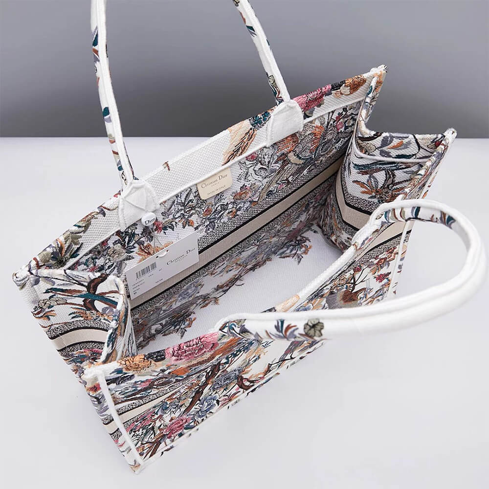 D*or large D*or book tote