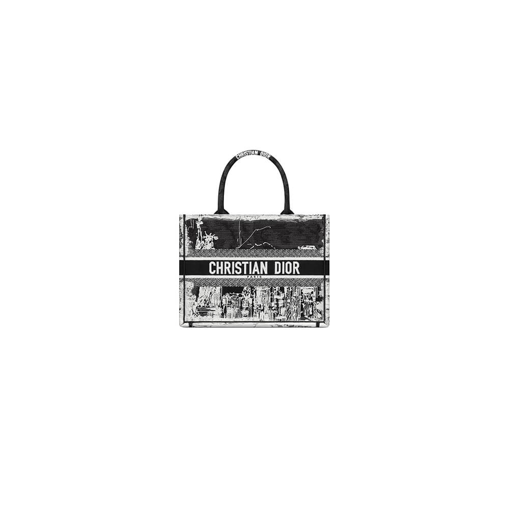 medium D*or book tote