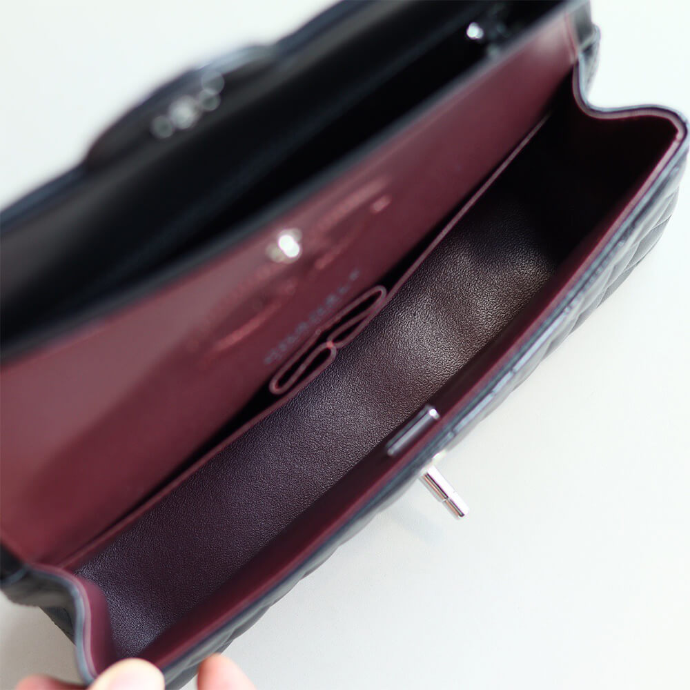Ch*el classic flap handbag(tax-free grade)