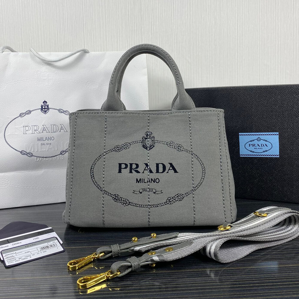 Pra*a canapa bag