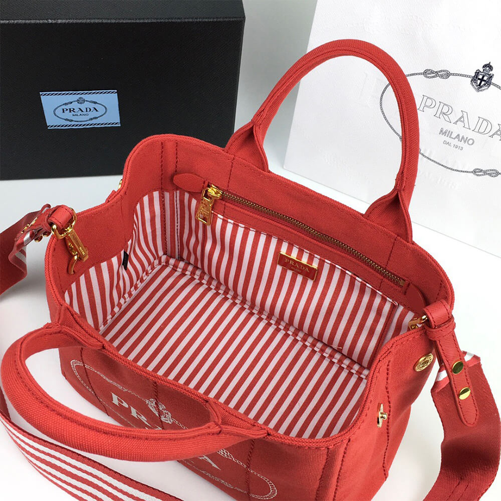 Pra*a canapa bag