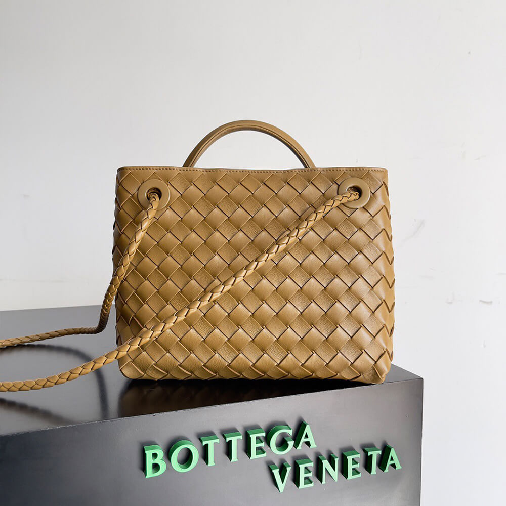 bo*te*ga Ve*ne*ta small andiamo
